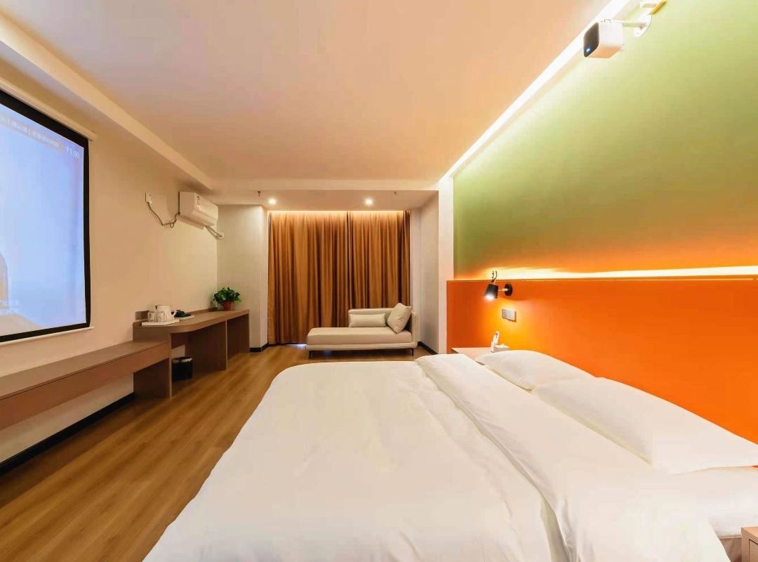 颐珵公寓（漯河高铁西站店）